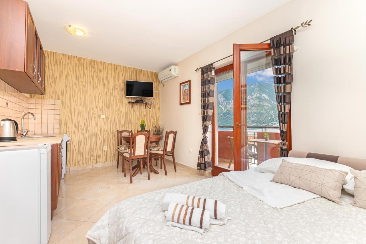 Apartments Donkovic Kotor Eksteriør bilde