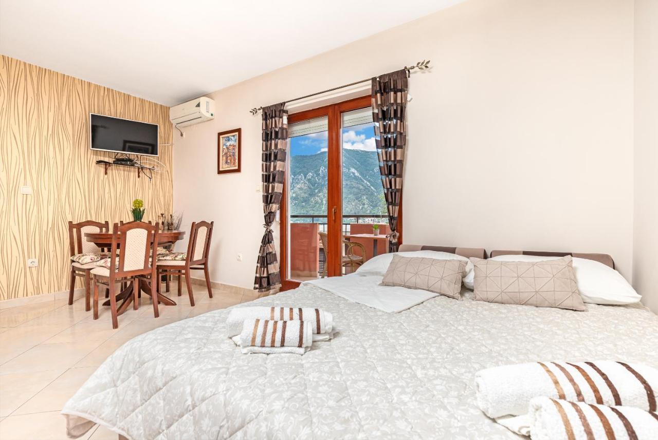 Apartments Donkovic Kotor Eksteriør bilde