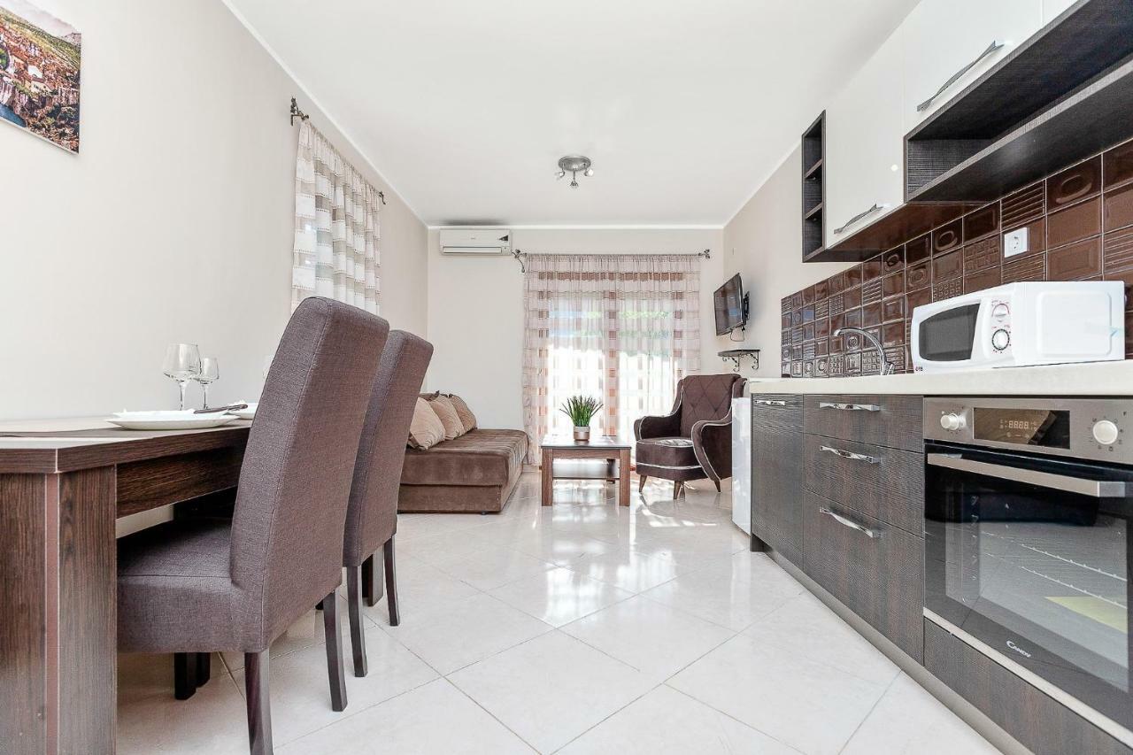 Apartments Donkovic Kotor Eksteriør bilde